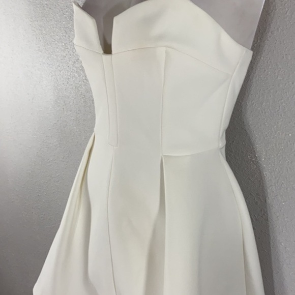 Keepsake the Label Divide off white ivory strapless dress N14 - Picture 9 of 14